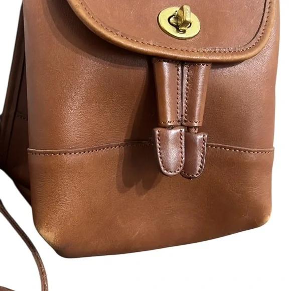 Vintage Coach Leather Mini Backpack Brown Gold Turn Lock 9960 Adjustable Straps - Picture 4 of 16
